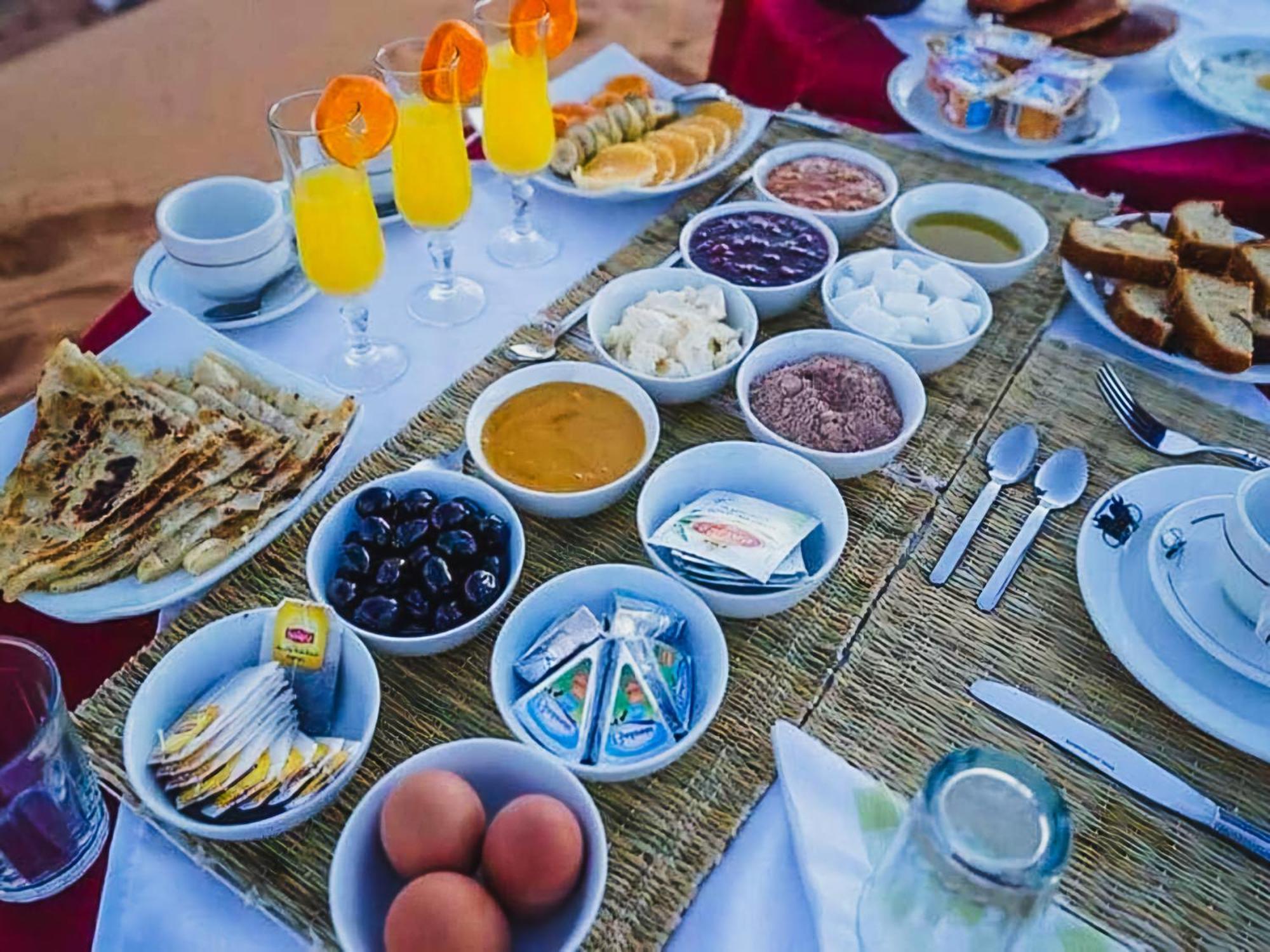 Sahara Deluxe Camp Hotel Merzouga Eksteriør billede