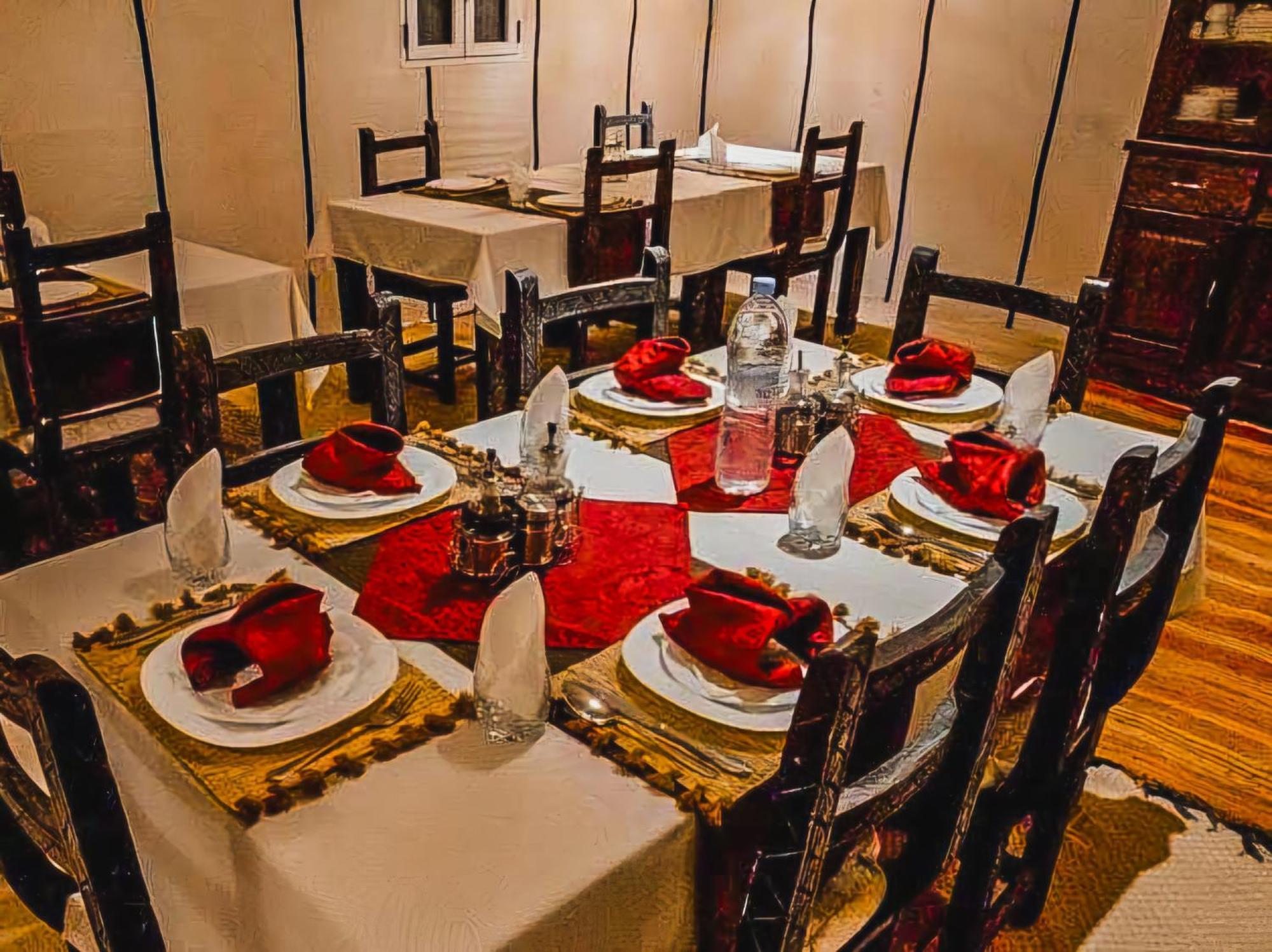 Sahara Deluxe Camp Hotel Merzouga Eksteriør billede